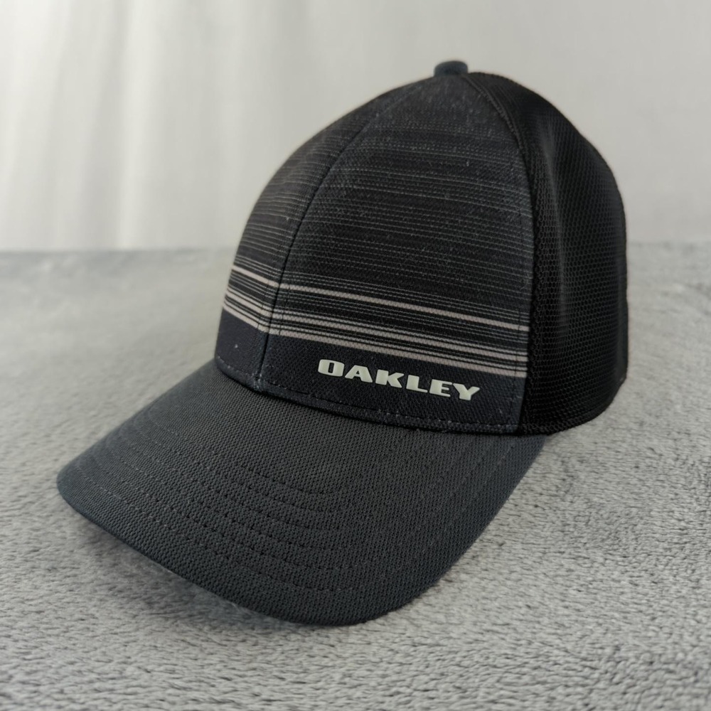 Oakley Hat Cap Fitted Mens Large XL Black Mesh Hydrolix Flex Athletic Golf